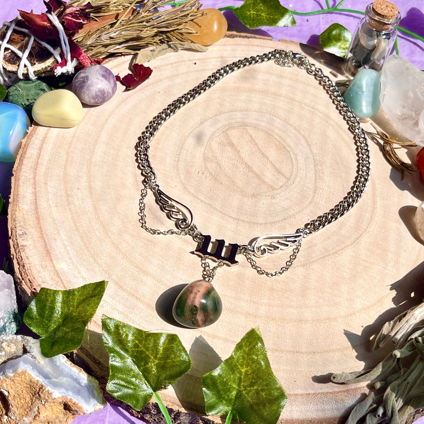 alignment necklace