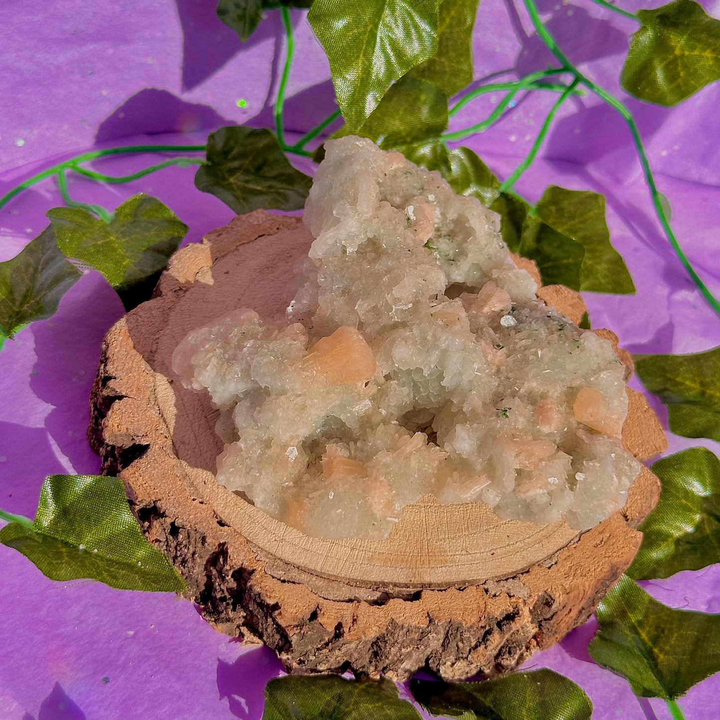 apophyllite verte avec stilbite pêche