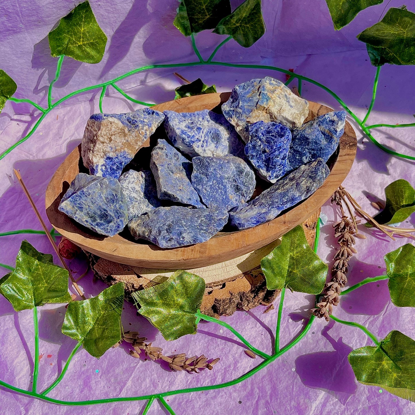 raw/rough sodalite