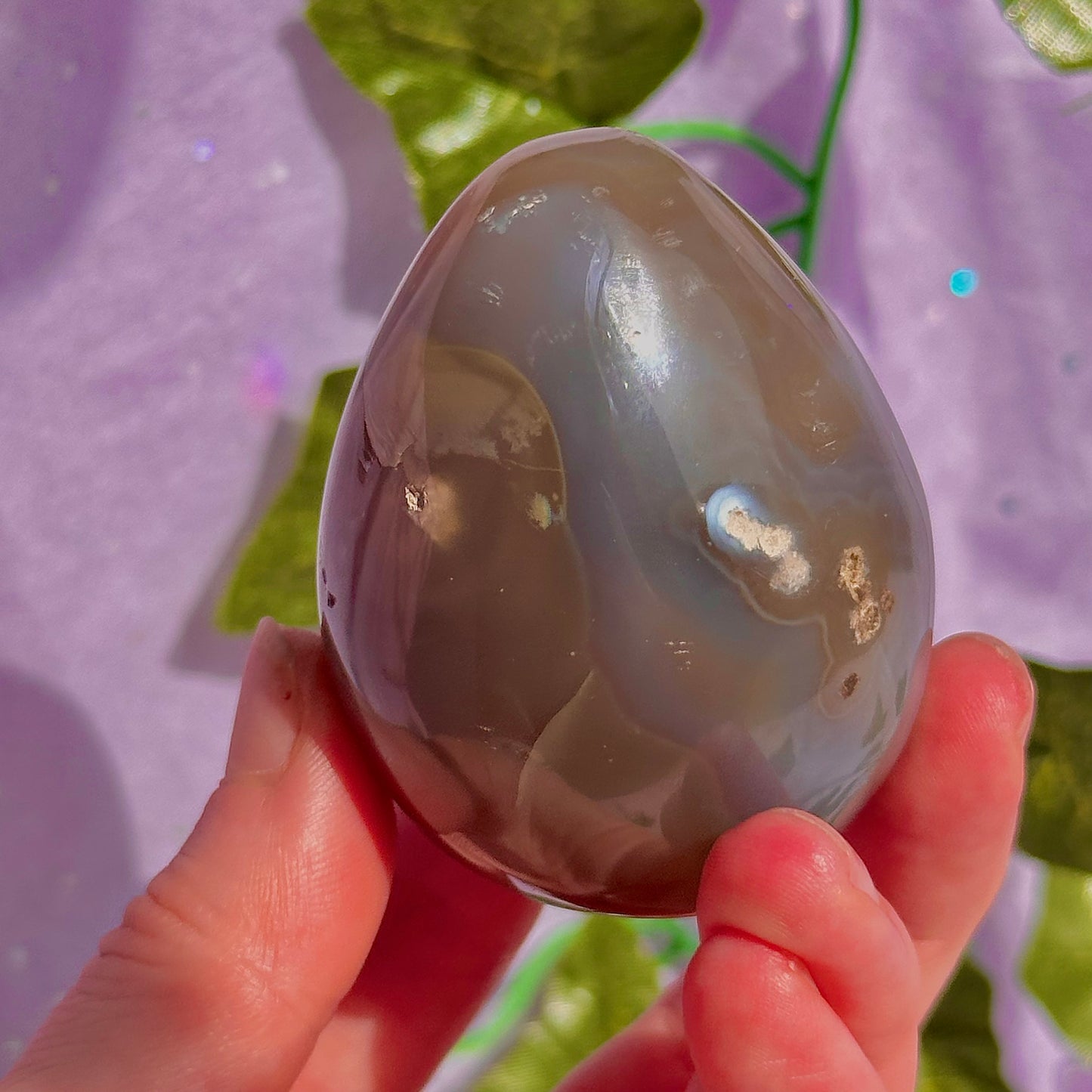 orca agate egg carving