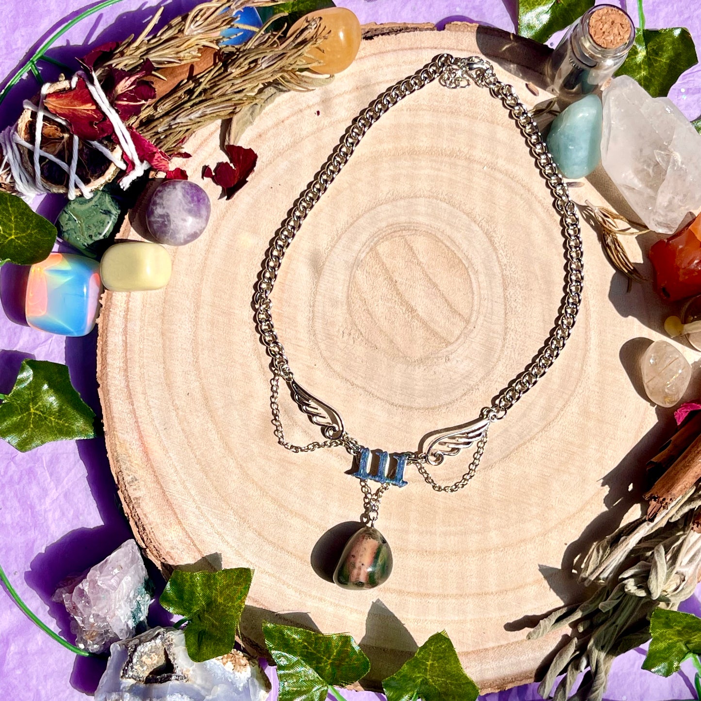 alignment necklace