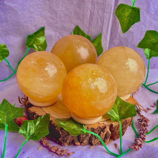 honey calcite spheres ~ intuitively chosen