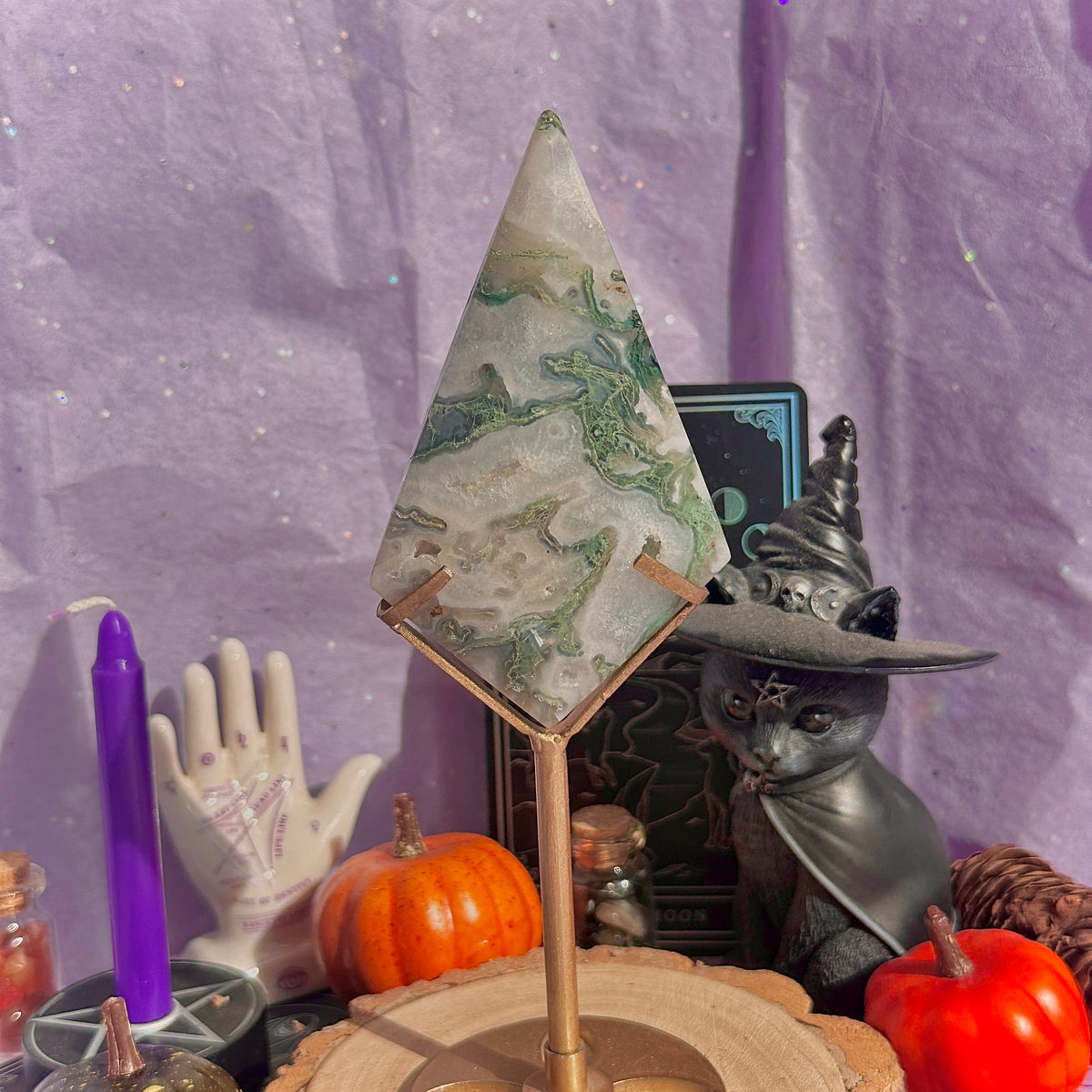 moss agate diamond with stand