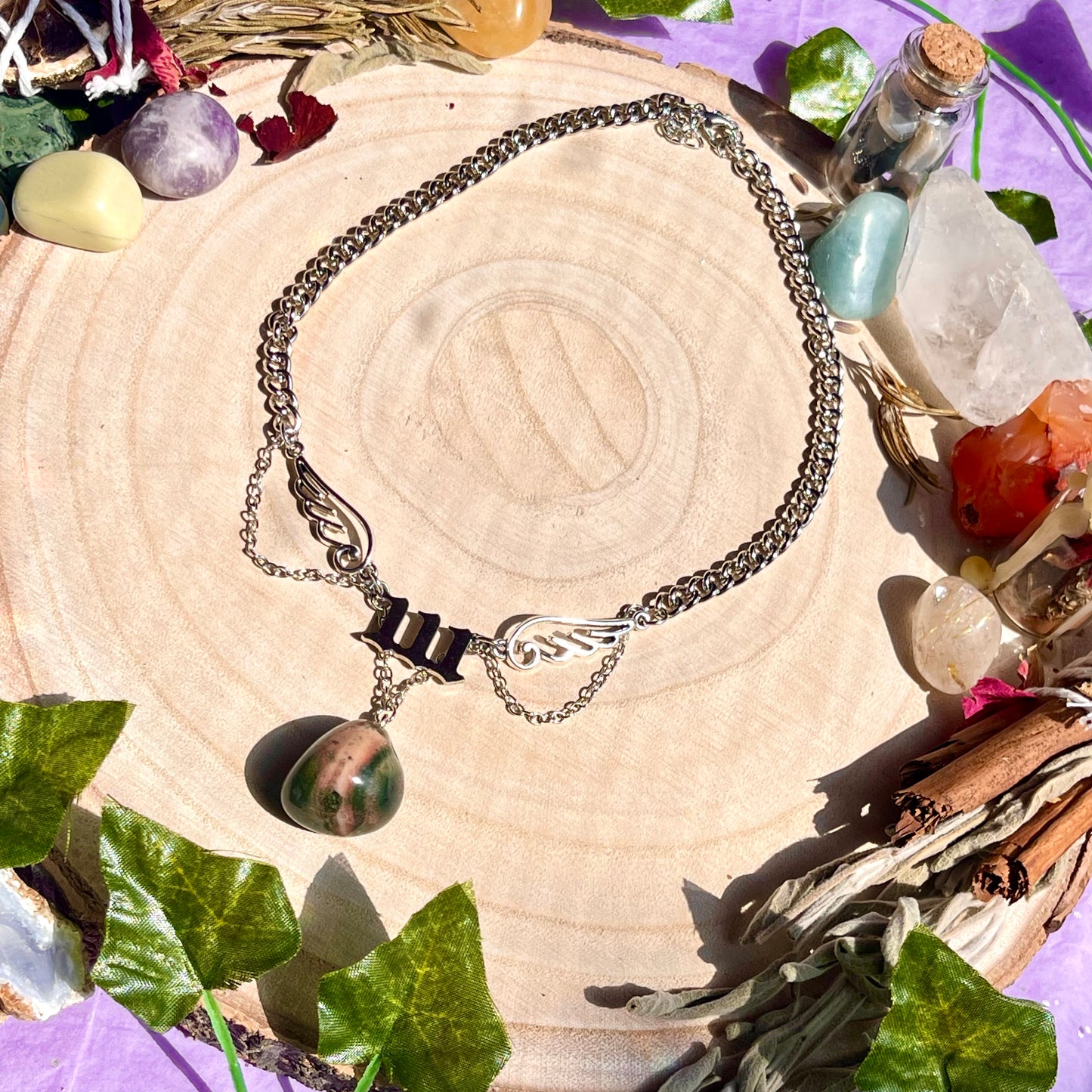 alignment necklace