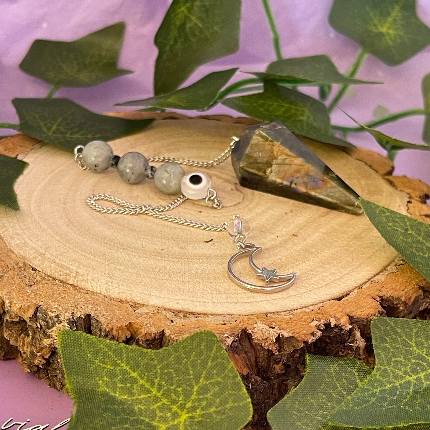 labradorite pendulum