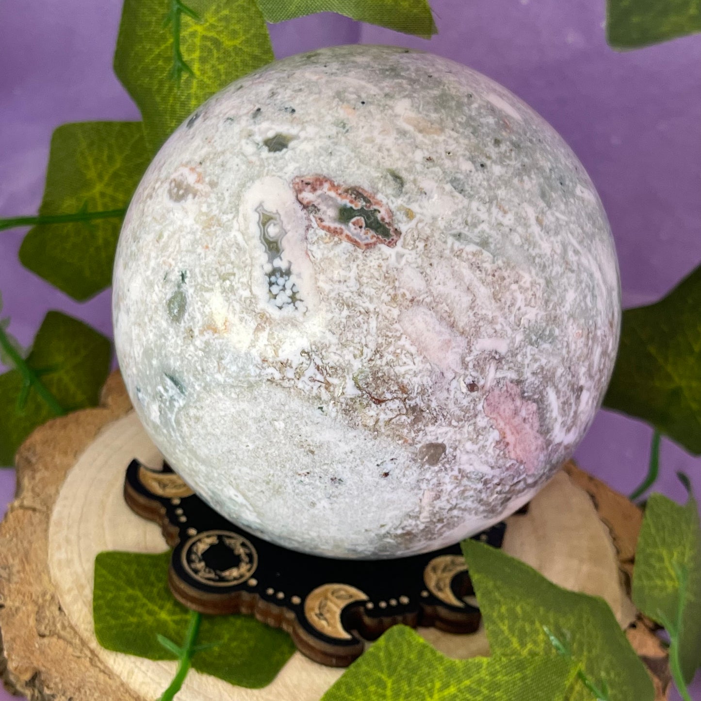 sea jasper sphere A 0.810kg