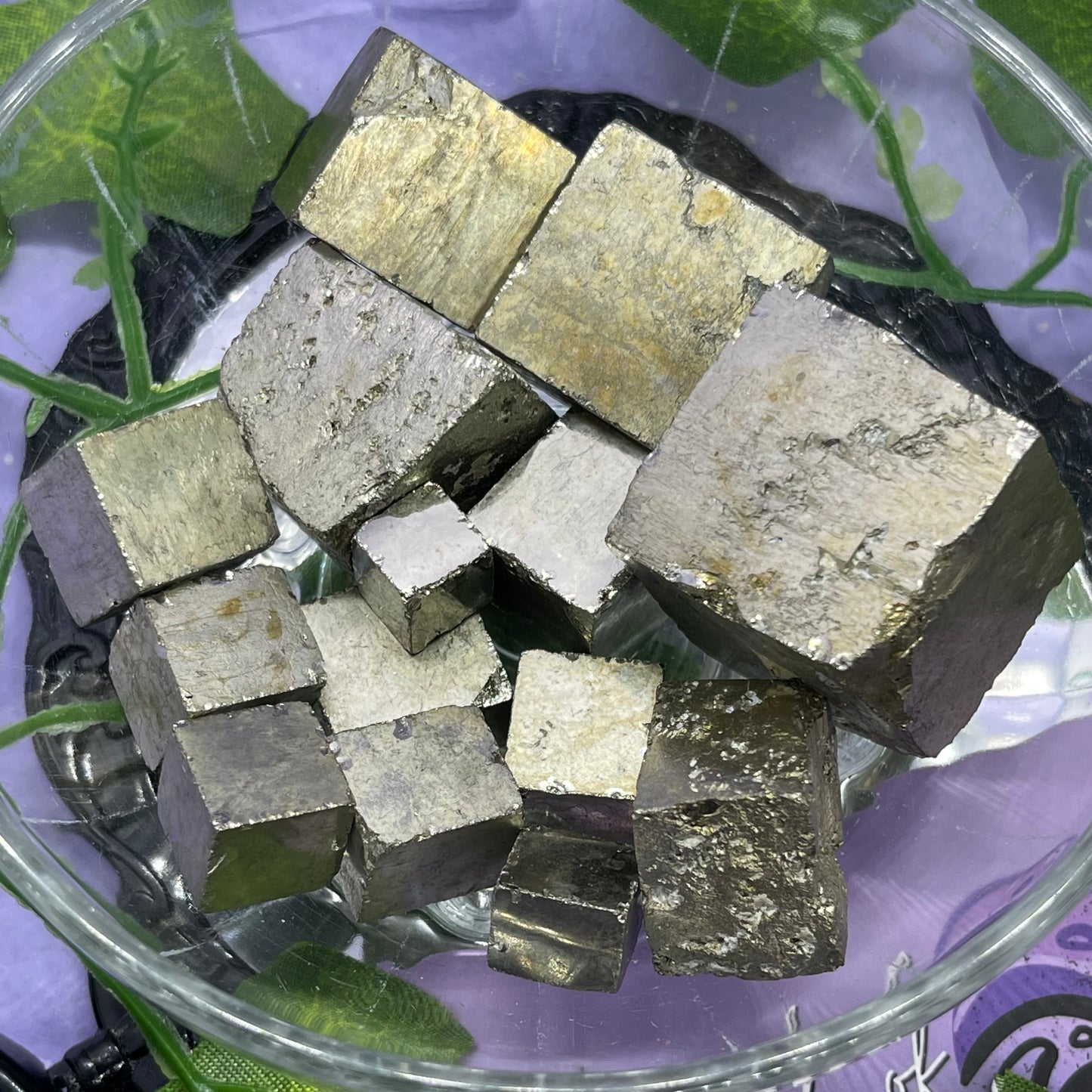 pyrite cube carving