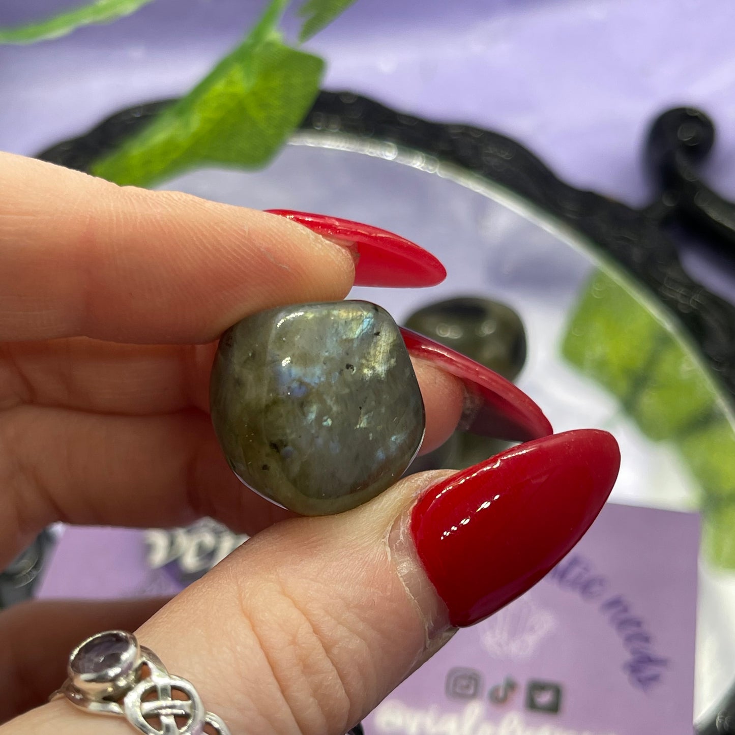labradorite tumble mini