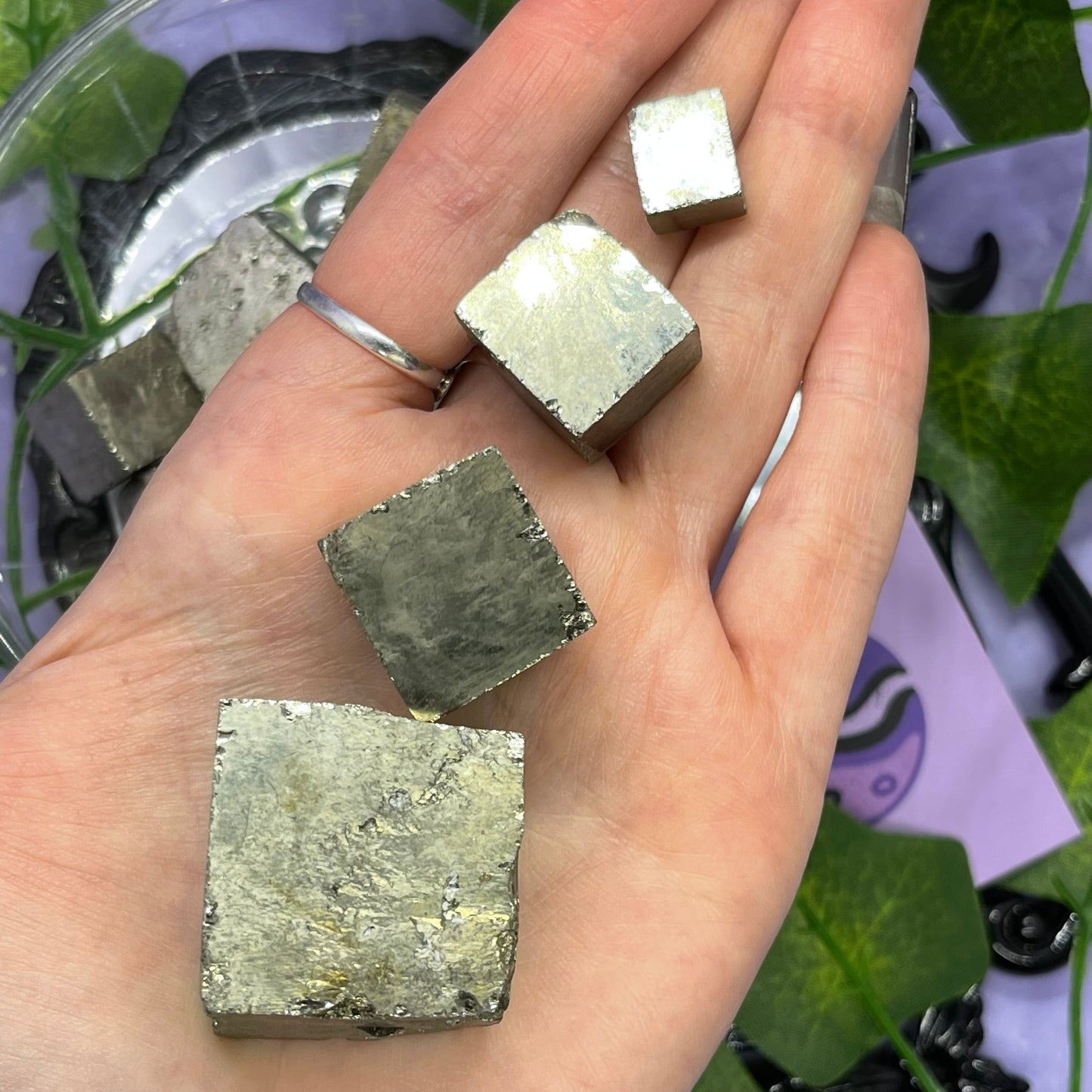 pyrite cube carving